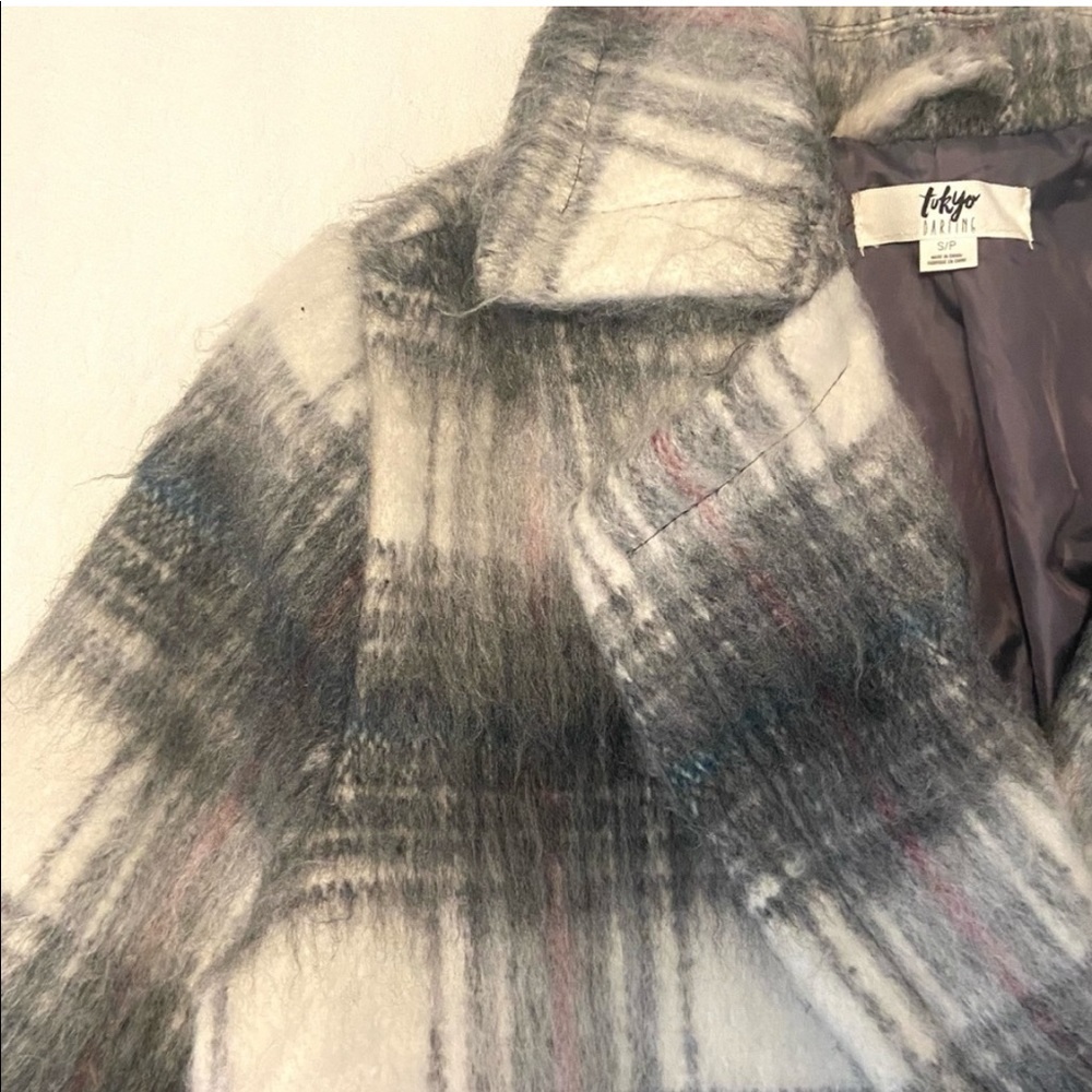 SOLD | Tokyo Darling | Oversized Fuzzy Plaid Coat - Picture 12 of 16